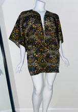 Load image into Gallery viewer, Kimono
